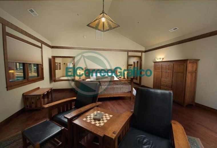 FivePine Lodge, Booking.com 3