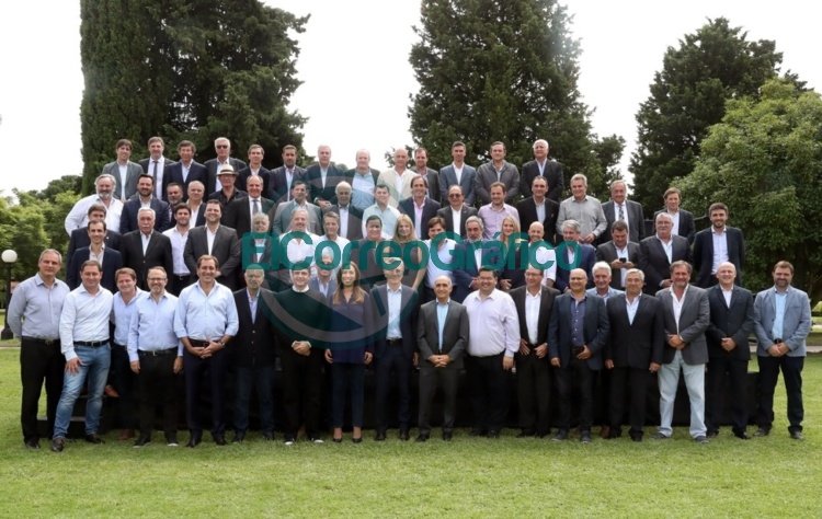 Macri con intendentes de Cambiemos: contención y ratificación del rumbo ante la crisis