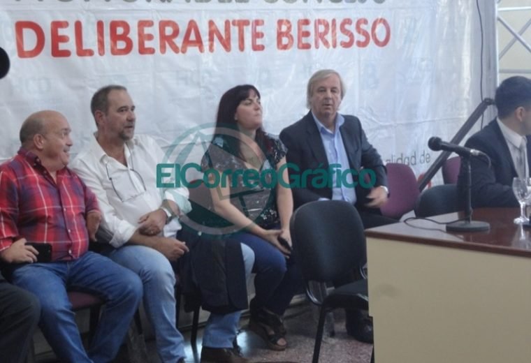 Nedela hizo hincapié en sus 38 meses de gestión en el discurso inaugural del Concejo Deliberante Nedela hizo hincapié en sus 38 meses de gestión en el discurso inaugural del Concejo Deliberante 02