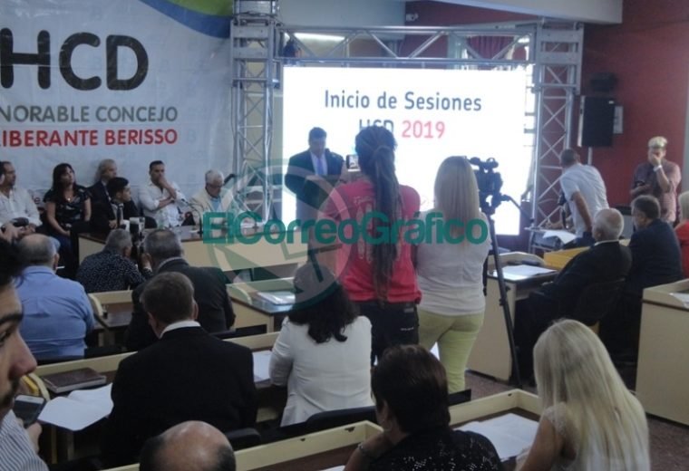 Nedela hizo hincapié en sus 38 meses de gestión en el discurso inaugural del Concejo Deliberante Nedela hizo hincapié en sus 38 meses de gestión en el discurso inaugural del Concejo Deliberante 04