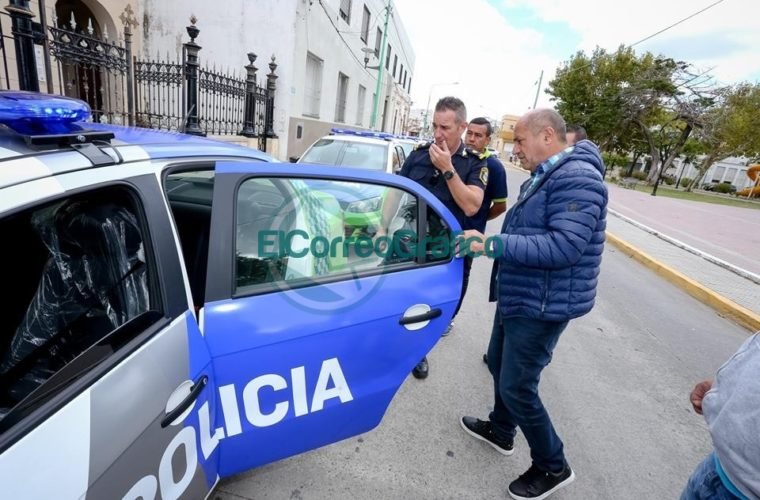 Secco adquirió 5 flamantes patrulleros Secco adquirió 5 flamantes patrulleros 02