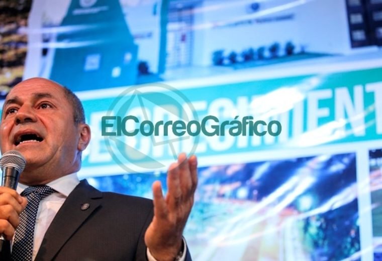 Secco se lanzó a su quinto mandato 3
