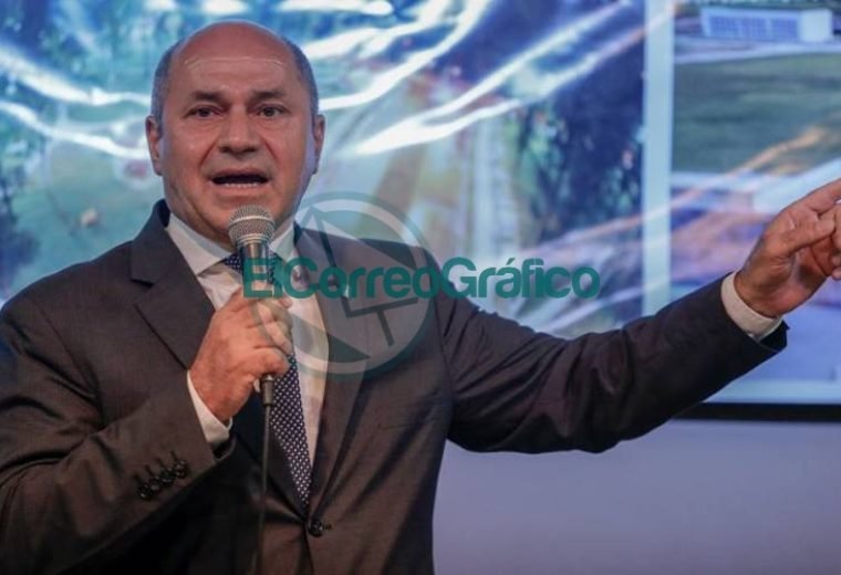 Secco se lanzó a su quinto mandato 7