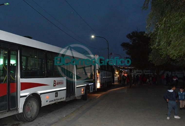 400 chicos participaron de función del Circo Palace de Mónaco 5