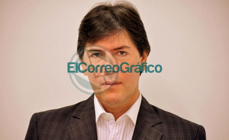 Citan a Juan Manuel Lugones (APreViDe) a la legislatura por las provocaciones en el partido de Estudiantes