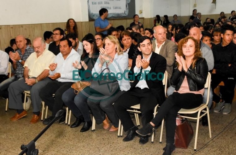 Acto escolar del “Día del Veterano y los Caídos en la Guerra” en la Secundaria nº 8 04