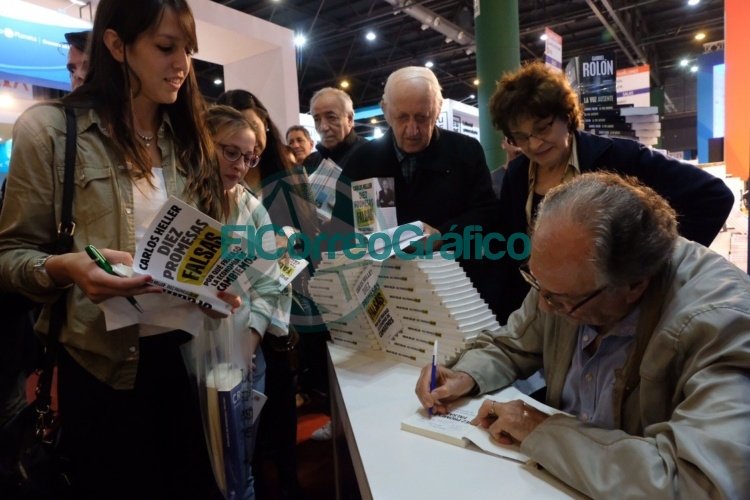 Heller presentó su libro sobre el fracaso económico de Cambiemos en la Feria Internacional del Libro