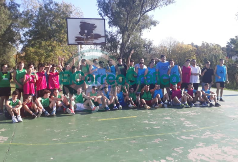Jornada de básquet solidario de Identidad Berissense 4