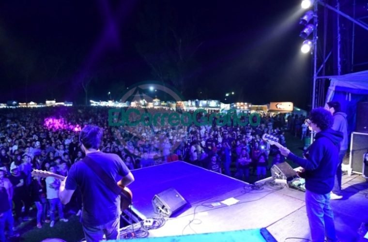 Más de 100 mil personas disfrutaron el festival cervecero platense ‘San Patricio’ en el Camping Municipal 03