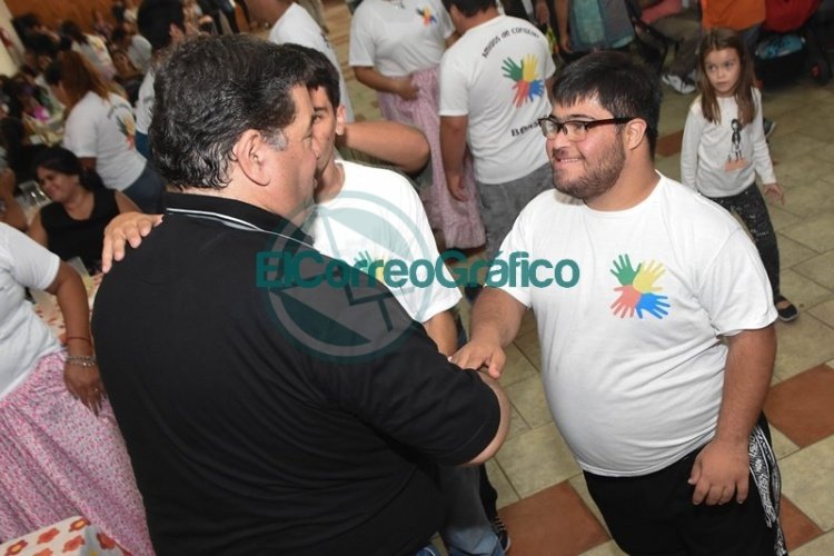 Nedela participó del noveno aniversario de la ONG “Amigos de Corazón” Nedela participó del noveno aniversario de la ONG “Amigos de Corazón”