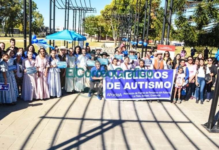 Se desarrolló una Jornada de Concientización sobre autismo “Hacer visible una condición invisible” 04
