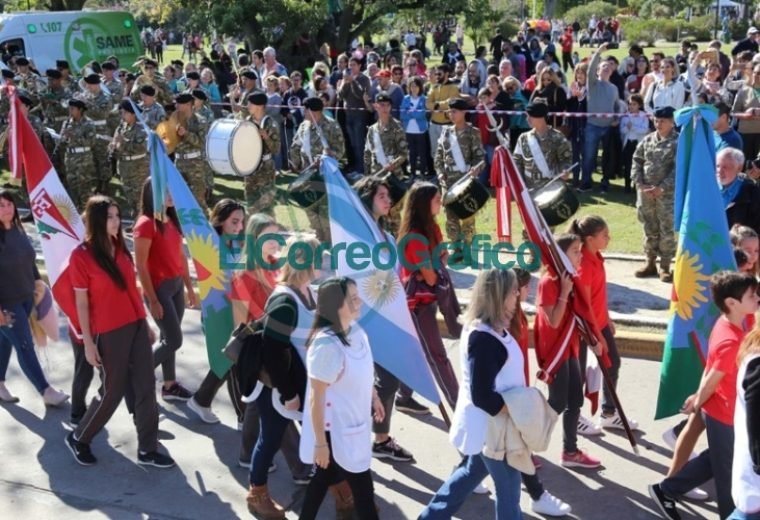 Con un gran desfile y un clima familiar, City Bell celebró su 105° aniversario Con un gran desfile y un clima familiar, City Bell celebró su 105° aniversario 2