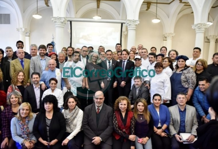 Educación y Turismo rubricaron acciones de trabajo conjuntas 7