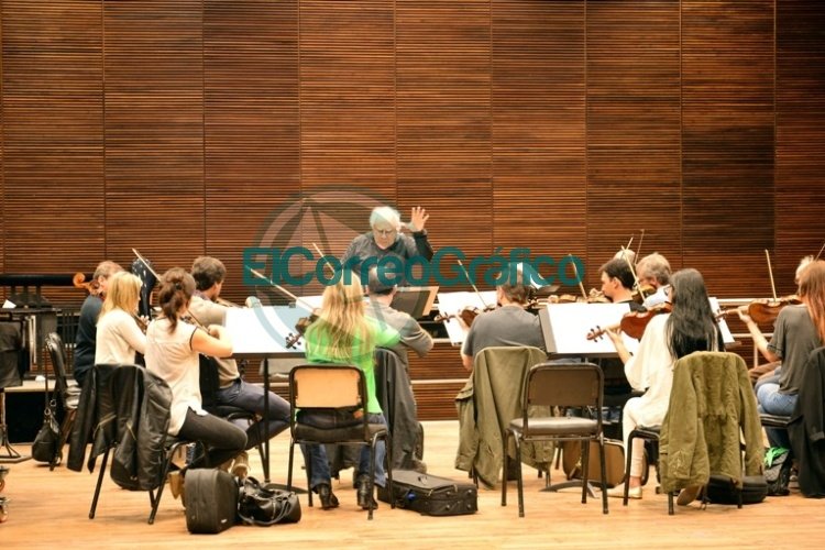 La Orquesta de Cámara en el Teatro Coliseo Podestá