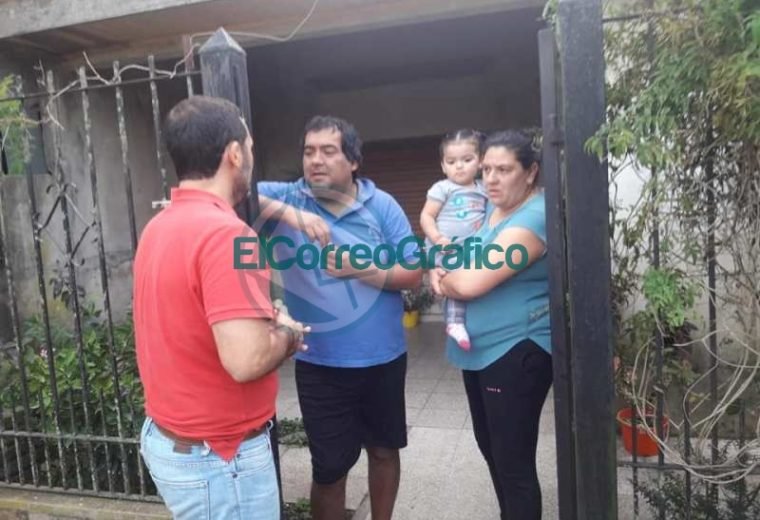 Mincarelli caminó con su propuesta electoral por El Carmen Mincarelli caminó con su propuesta electoral por El Camen 06