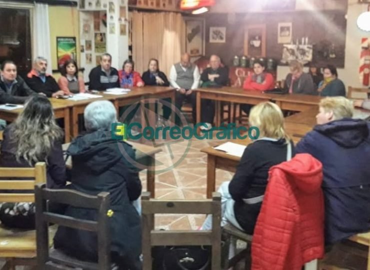 Reunión mensual del Segundo Foro Vecinal en el barrio Banco Provincia 2