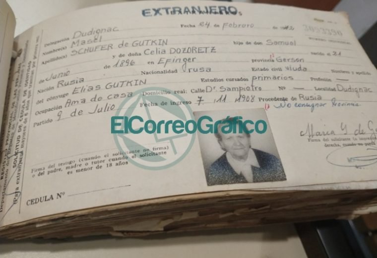 Documentación histórica de inmigrantes en Berisso realizado por el Registro Provincial de las Personas 3