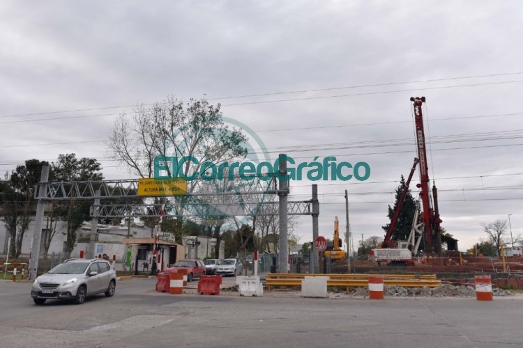 Este fin de semana se verá interrumpido el servicio a La Plata del Tren Roca Este fin de semana se verá interrumpido el servicio a La Plata del Tren Roca