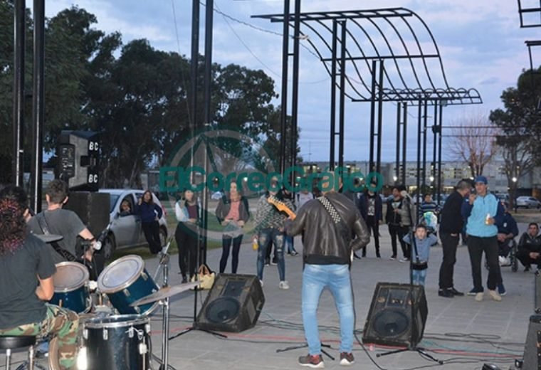Se inició el Consejo de la Música de Berisso en el Parque Cívico Se inició el Consejo de la Música de Berisso en el Parque Cívico 4