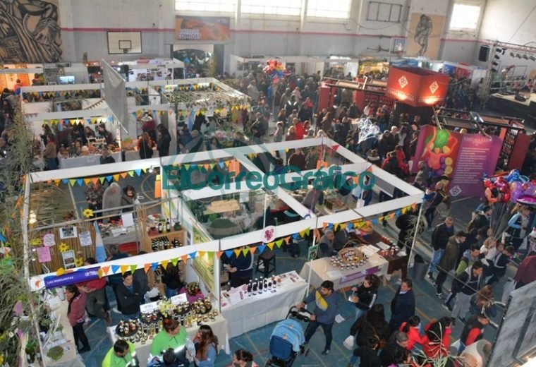Con gran éxito cerró a XVI Fiesta del Vino de la Costa de Berisso 04