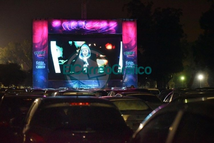 Este domingo vuelve el autocine en la República de los Niños
