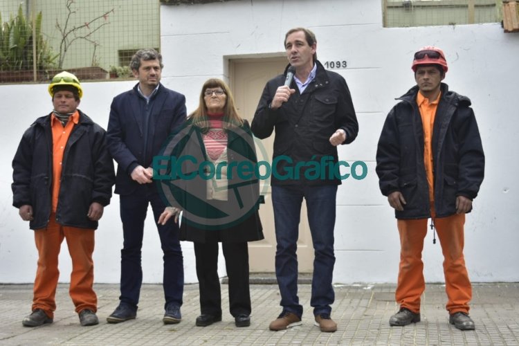 Garro presentó descuentos para que los frentistas y comercios reparen las veredas