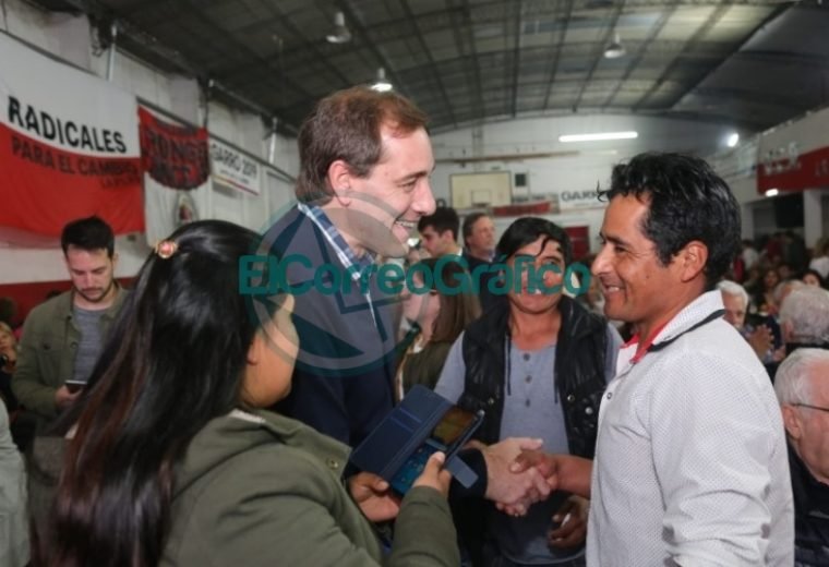Garro y Salvador en acto del radicalismo de La Plata 2