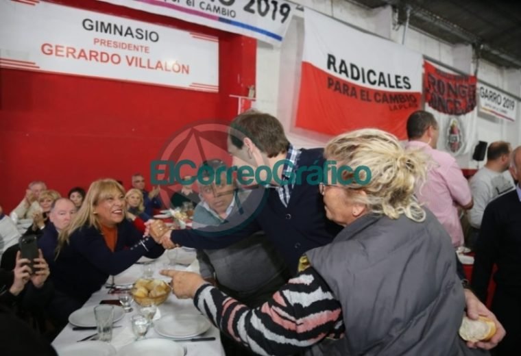 Garro y Salvador en acto del radicalismo de La Plata 3