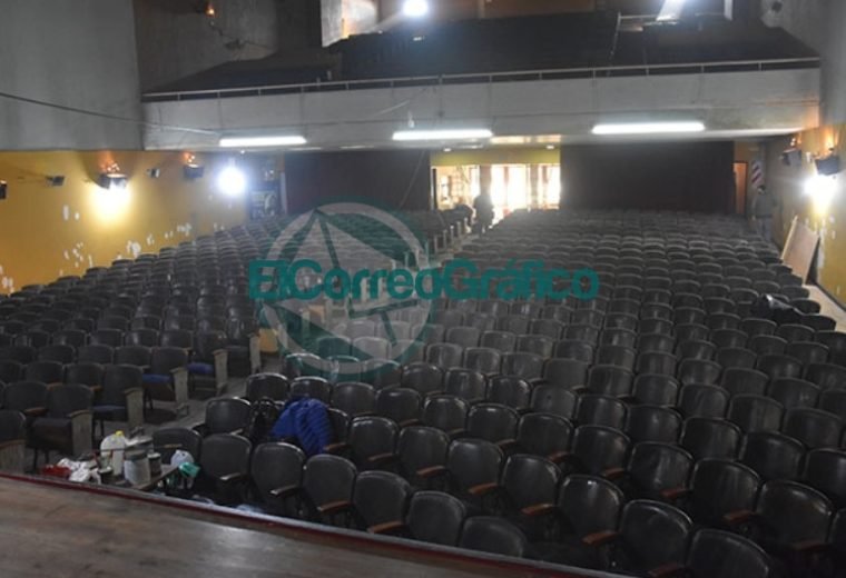 Refacción y mejoras en el Cine Teatro Victoria 1