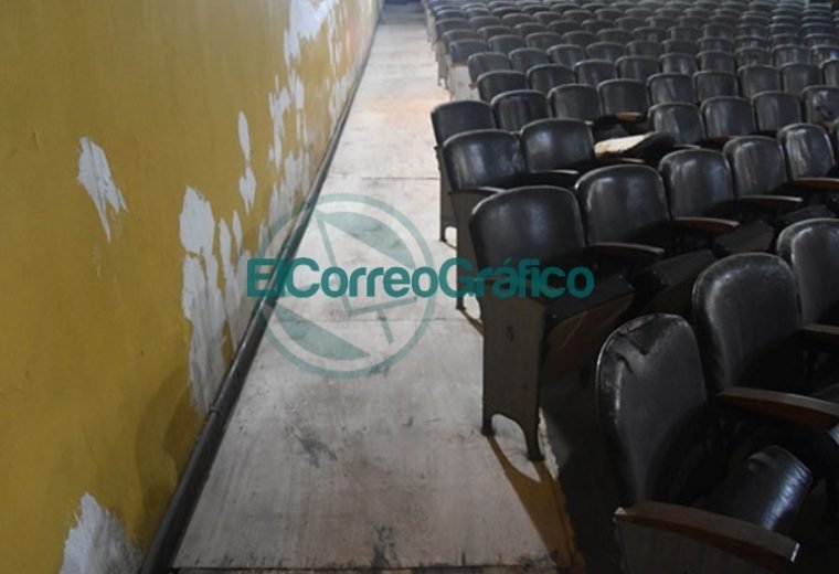 Refacción y mejoras en el Cine Teatro Victoria 2