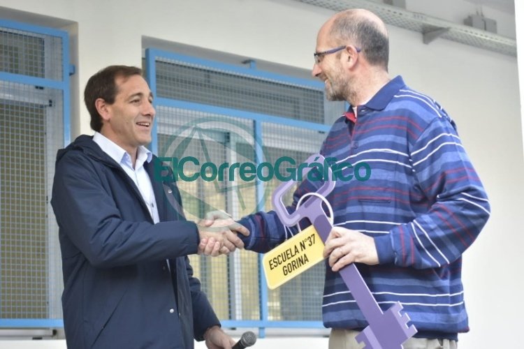 Se entregó la llave del nuevo edificio de la Escuela Secundaria N° 37