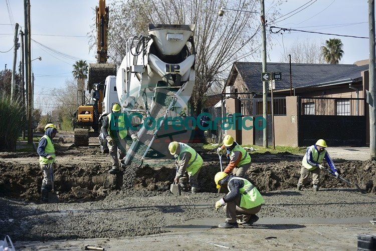 El municipio avanza con un importante plan de obras hidráulicas, cloacas y pavimento Villa Catells2 La Plata