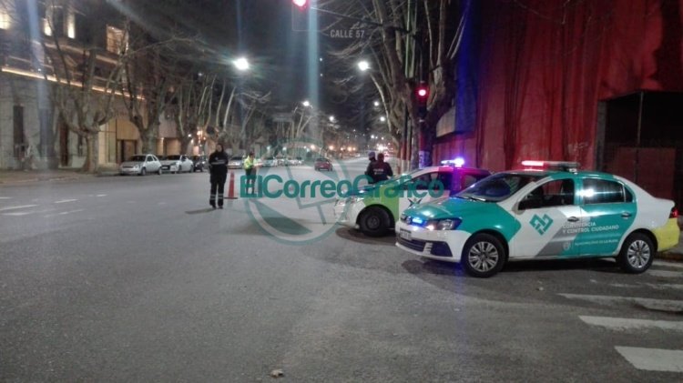 En La Plata fiscalizaron más de 5 mil rodados en diversos controles de tránsito este fin de semana largo En La Plata fiscalizaron más de 5 mil rodados en diversos controles de tránsito este fin de semana largo