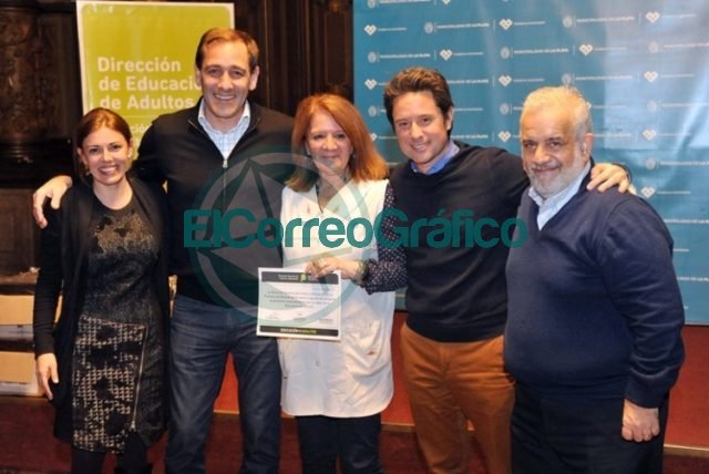 Garro y Sánchez Zinny distinguieron a quienes implementaron el Plan Fines en La Plata
