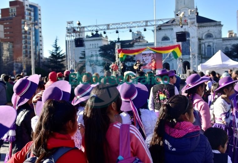 La Plata celebró los 194 Aniversario de la Independencia de Bolivia 1