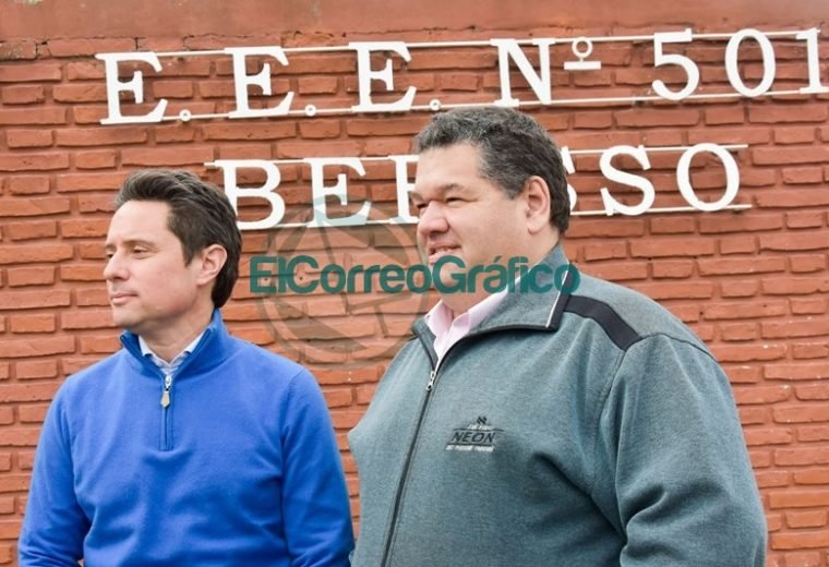 Nedela con Sánchez Zinny visitaron la Escuela 501 del Barrio Obrero 04
