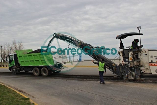 Pavimentación "con fondos propios" en Ensenada