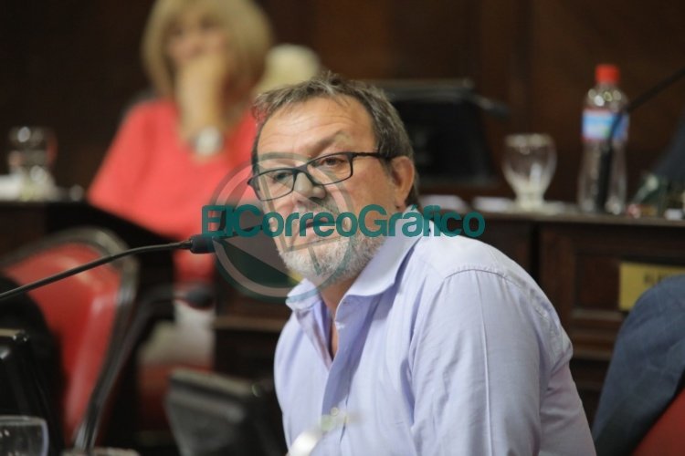 El senador Costa cuestionó los dichos del intendente de Ensenada