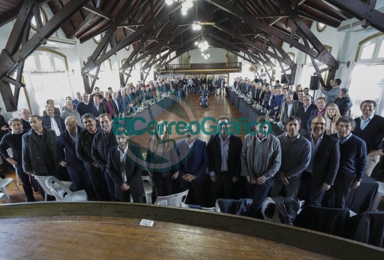 Vidal reunió a los 68 intendentes de Juntos por el Cambio en la República de los Niños