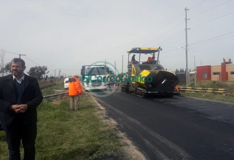 Bacheo sobre la Ruta Provincial 15 01