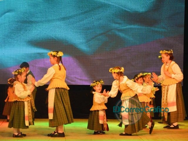 Con una gran concurrencia, Berisso vivió el primer fin de semana de la Fiesta Provincial del Inmigrante Con una gran concurrencia, Berisso vivió el primer fin de semana de la Fiesta Provincial del Inmigrante