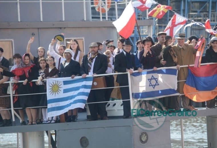 Desembarco Simbólico de Inmigrantes 2019 Berisso 04