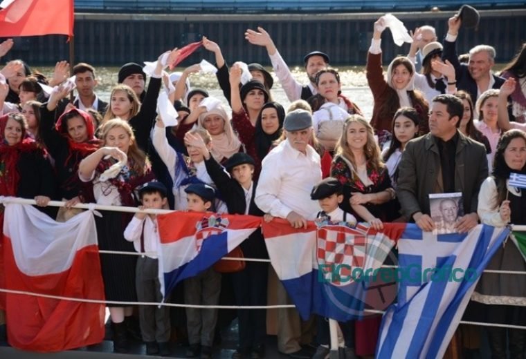 Desembarco Simbólico de Inmigrantes 2019 Berisso 05
