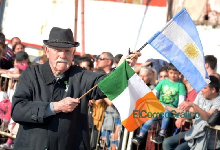 Desembarco Simbólico de Inmigrantes 2019 Berisso 10