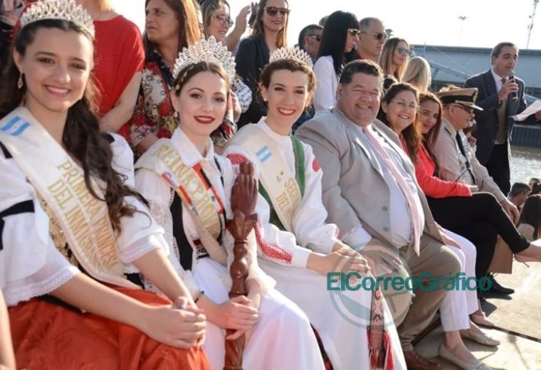 Desembarco Simbólico de Inmigrantes 2019 Berisso 12