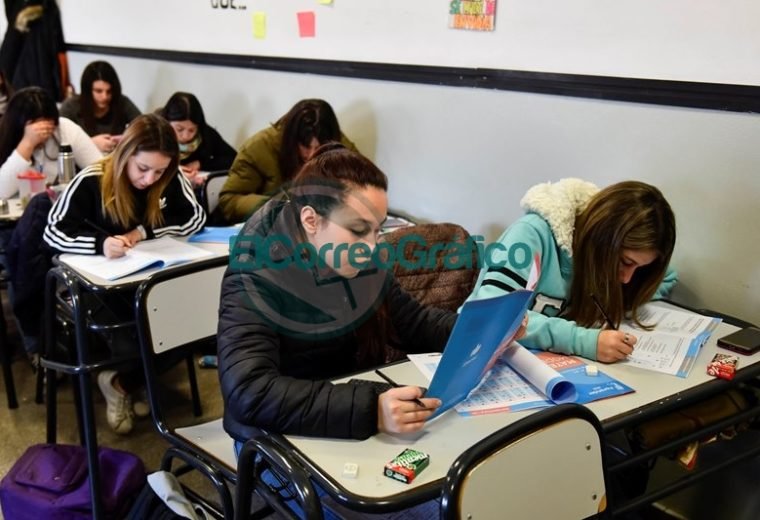 El 93% de las escuelas secundarias de todo el país rindieron la evaluación Aprender 2