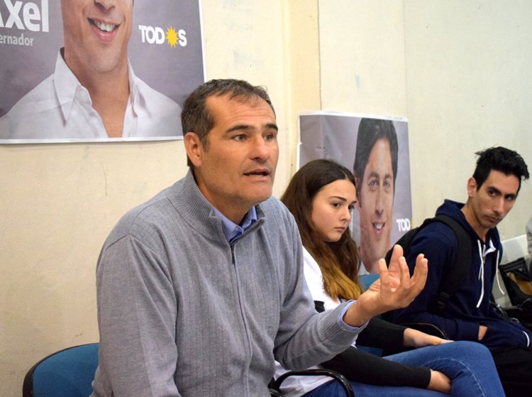 Escudero se queja que Garro "prometió ser el jefe de la policía local" pero la realidad es otra