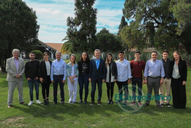 Estudiantes de Becas Progresar recibirán beneficios en sus abonos de telefonía celular Estudiantes de Becas Progresar recibirán beneficios en sus abonos de telefonía celular