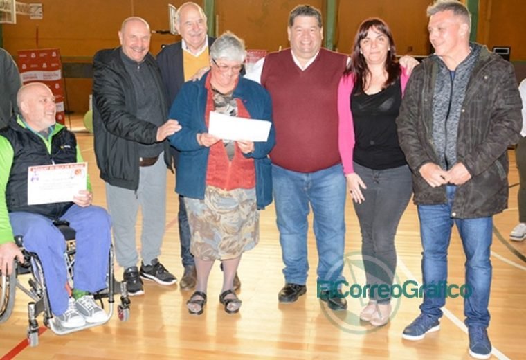 Gran asistencia en la jornada de promoción y capacitación de básquet sobre silla de ruedas en Berisso Gran asistencia en la jornada de promoción y capacitación de básquet sobre silla de ruedas en Berisso 06