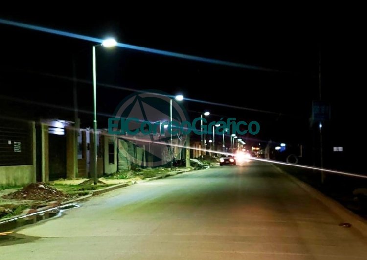 Se puso en funcionamiento el nuevo alumbrado público en calle 8 entre Villa Argüello y Villa Nueva